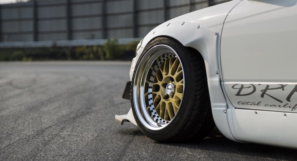 Accesorios para coches como las llantas