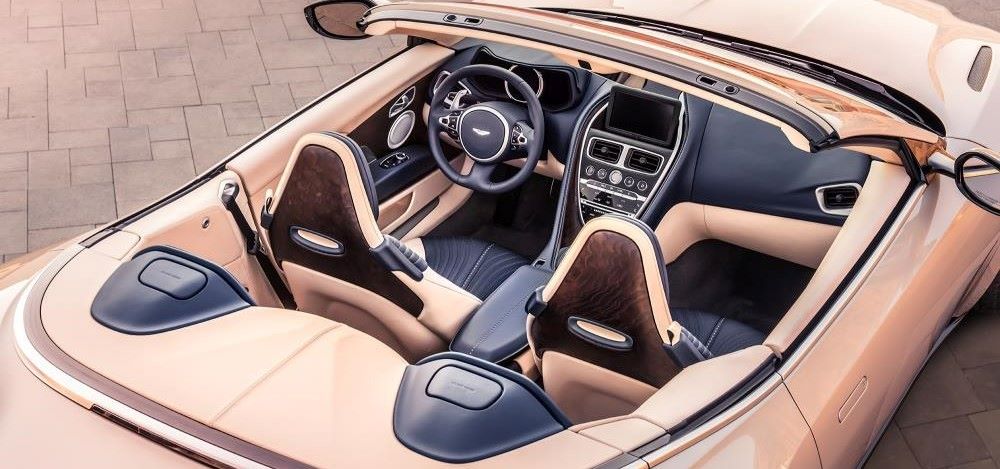 Aston Martin DB11
