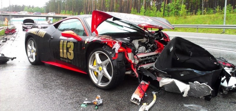 Uno de los múltiples accidentes que han ocurrido en la Gumball 3000