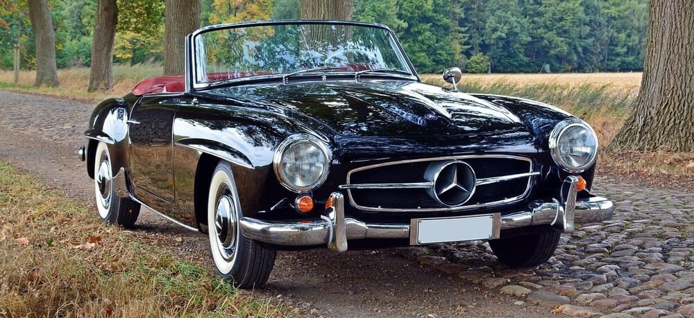 Mercedes 190 SL, el hermano pequeño del Mercedes 300 SL sólo con carrocería descapotable