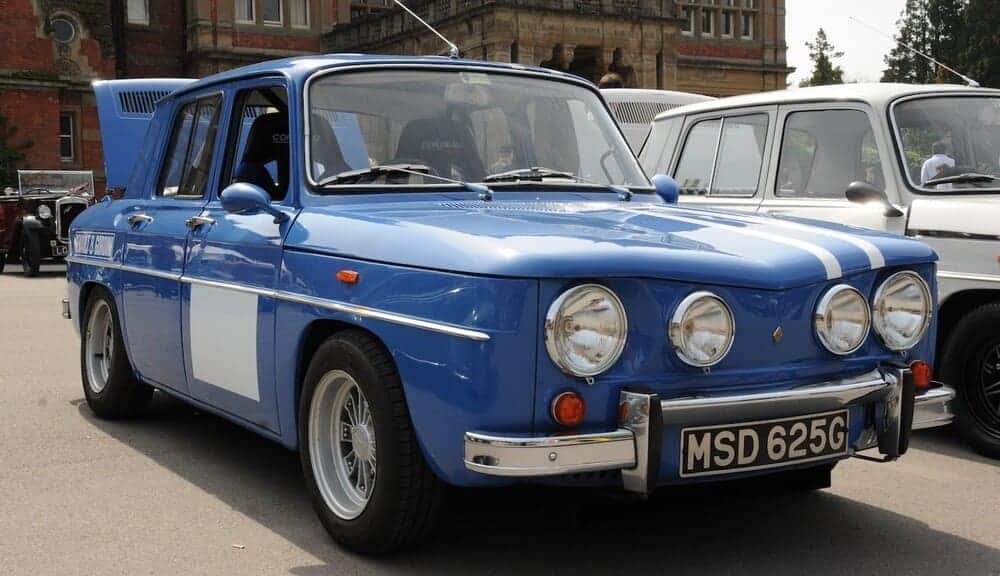 Renault 8, en la foto, la variante Gordini que es el modelo de competición