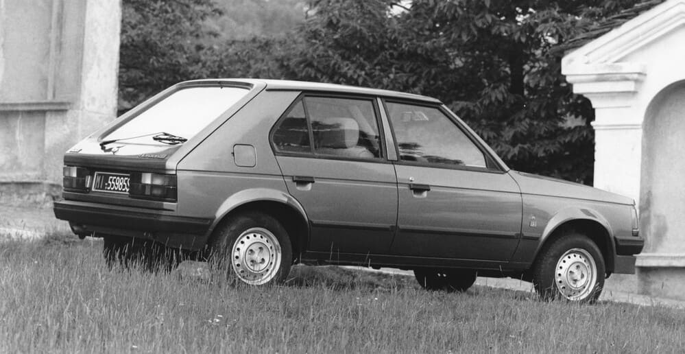 Talbot Horizon desde su parte trasera, uno de los coches de la marca Talbot