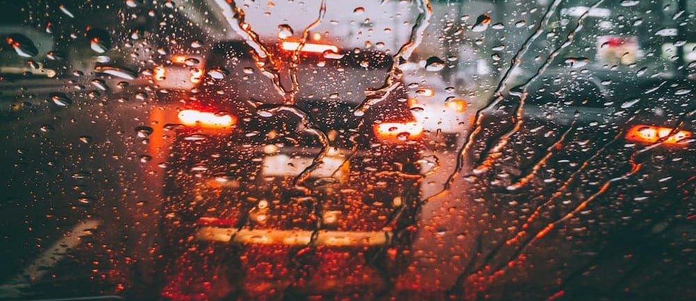 Luz posición en lluvia