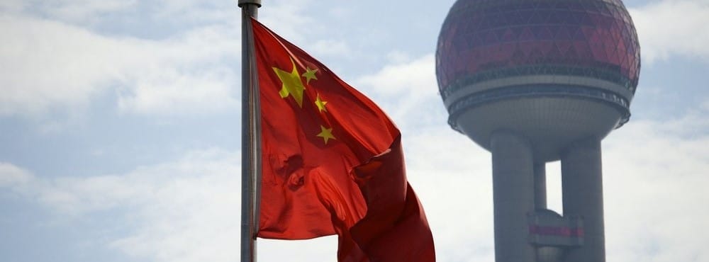 Todo sobre los coches eléctricos chinos, en la imagen vemos una bandera de China