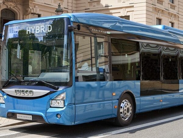 Conoce al primer autobús sin conductor en Madrid