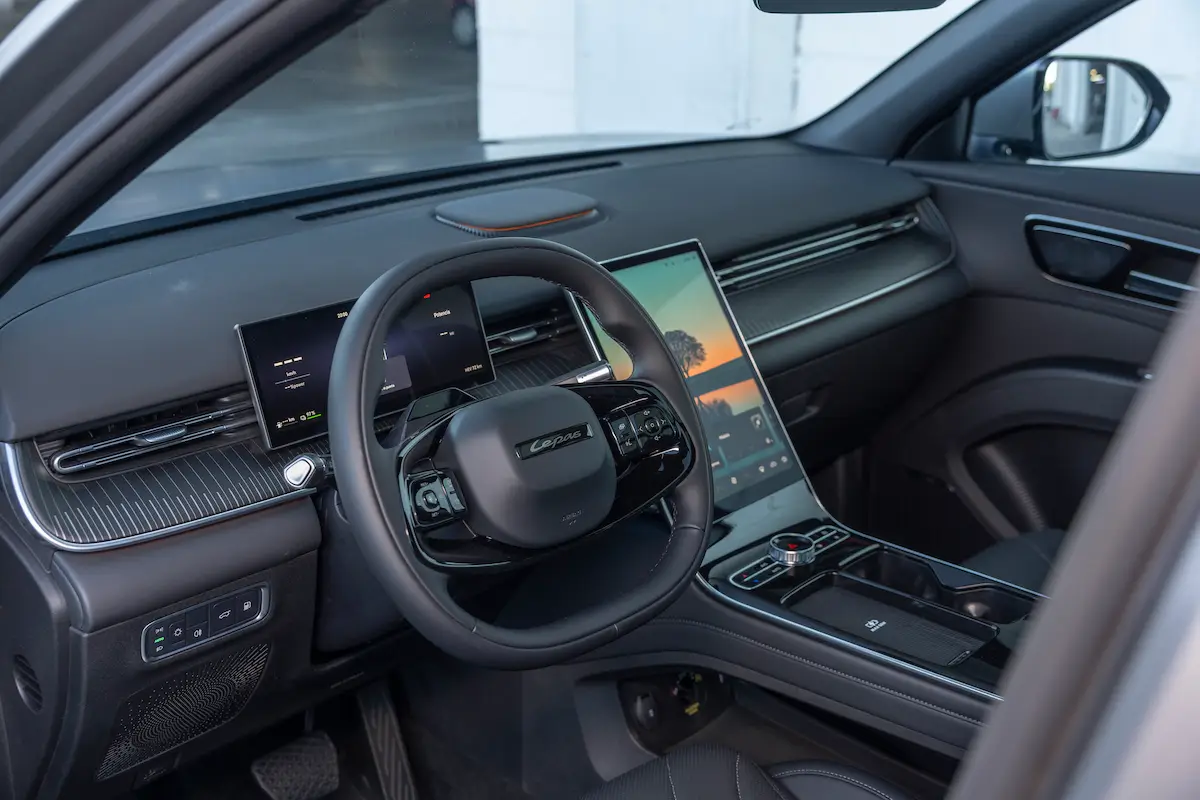 interior del lepas l4 ev