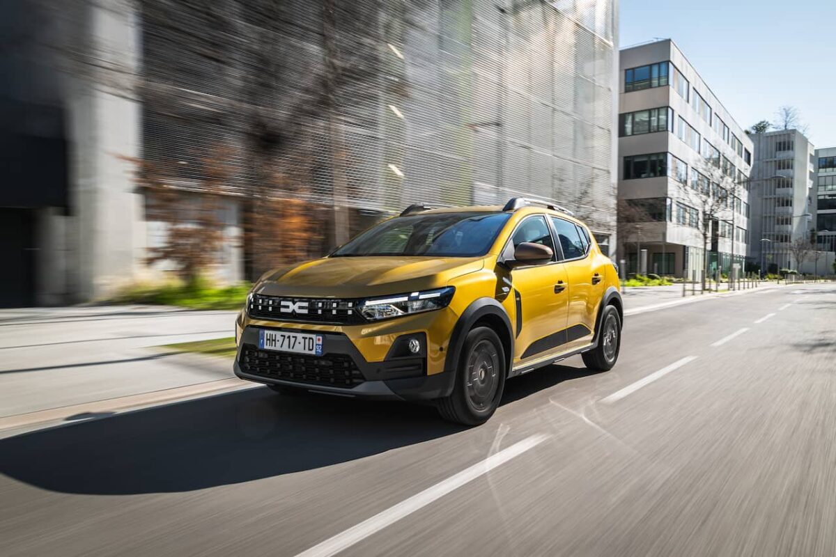 dacia sandero stepway híbrido