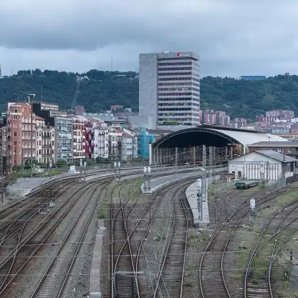 Distrito de Abando en Bilbao, dentro del perímetro de la Zona de Bajas Emisiones