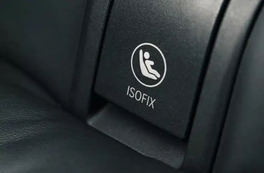 El isofix es un anclaje de dos puntos que ofrece mucha seguridad