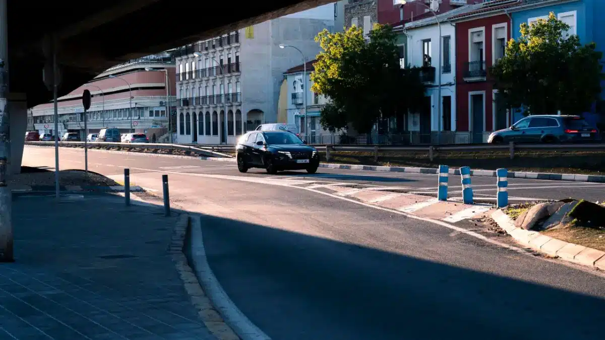 Hyundai Tucson en calle de renting