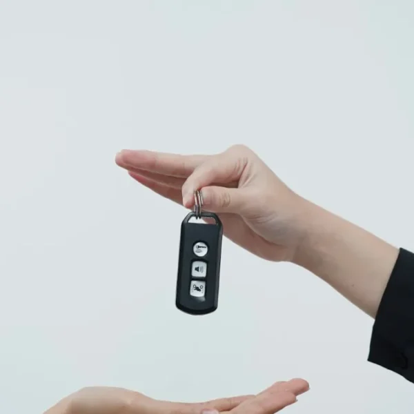 Entrega de las llaves al comprar o vender un coche de segunda mano