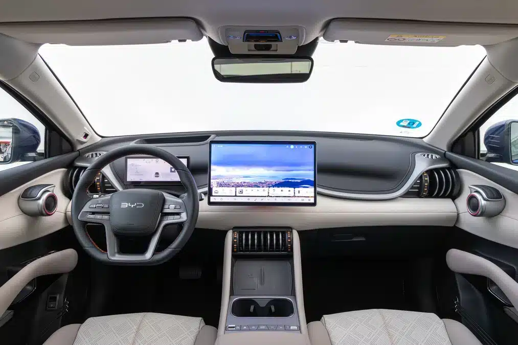 Interior Atto 2