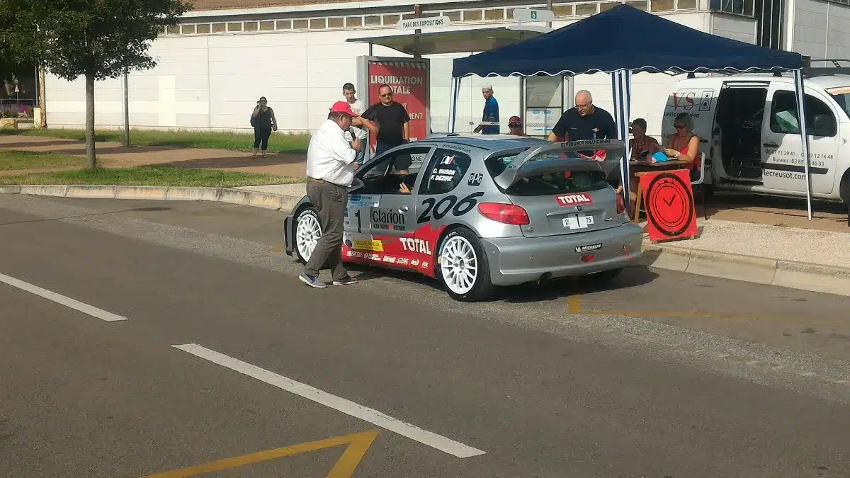 Peugeot 206 WRC de competición